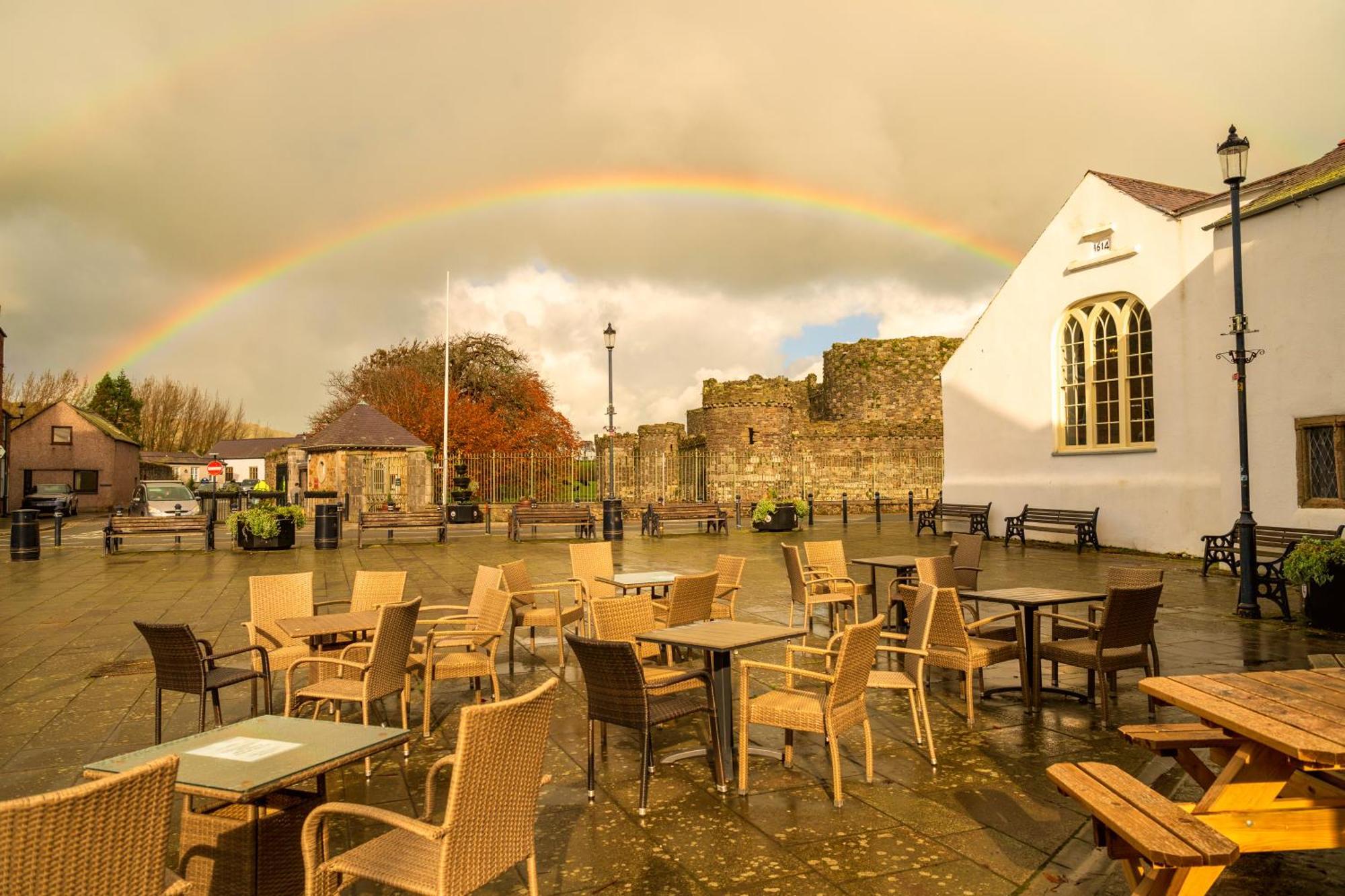 Castle Court Otel Beaumaris Dış mekan fotoğraf